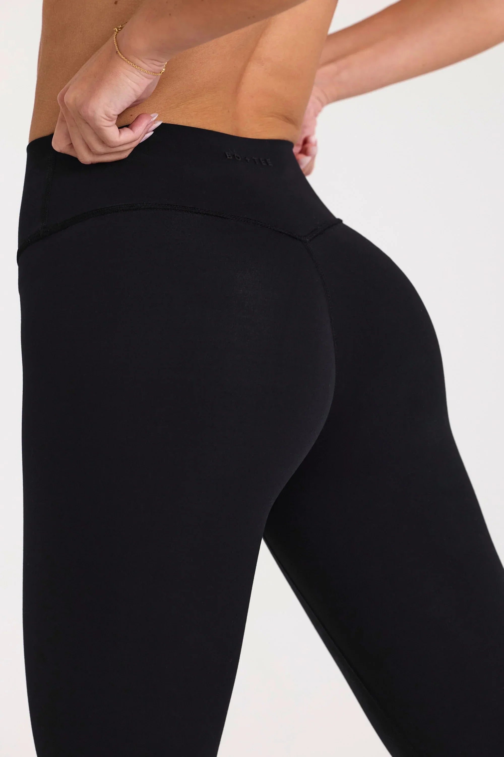 Soft Active Leggings in Black