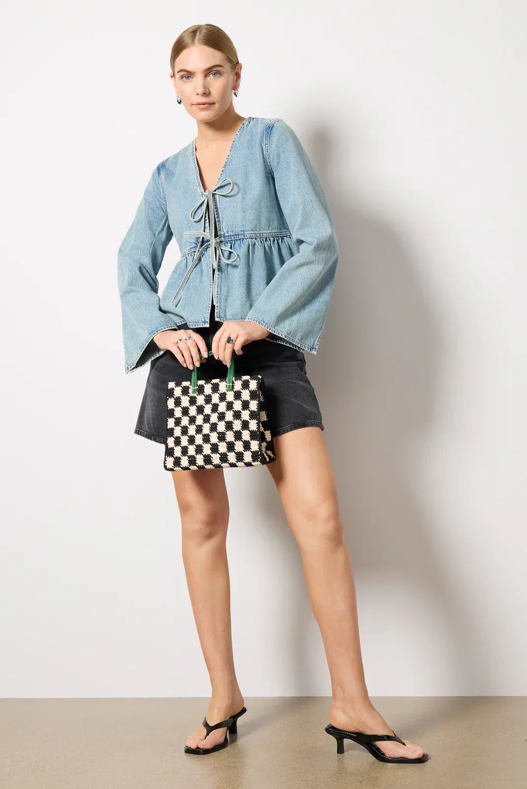 Dame Short